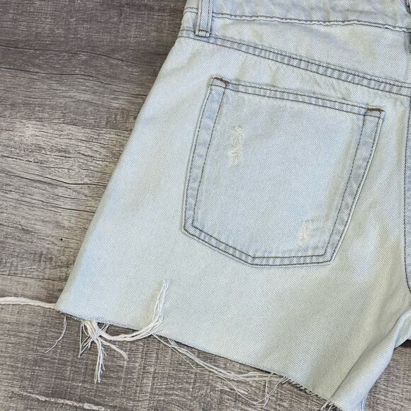 H&M 90s Boyfriend Light Denim Short NEW Womens 4 Low Waist Loose Fit Distressed - Picture 5 of 9